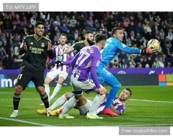 西甲联赛竞争激烈程度提升 中小球队表现令人惊喜